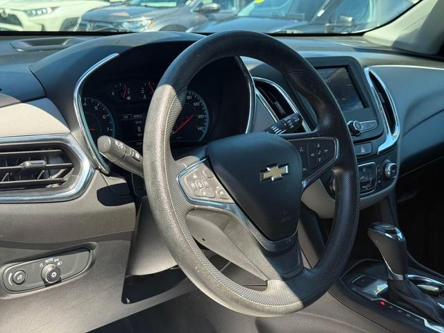 Photo of 2020 Summit White Chevrolet Equinox