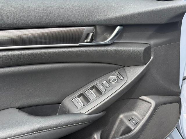 Photo of 2022 Sonic Gray Pearl Honda Accord