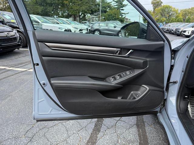 Photo of 2022 Sonic Gray Pearl Honda Accord