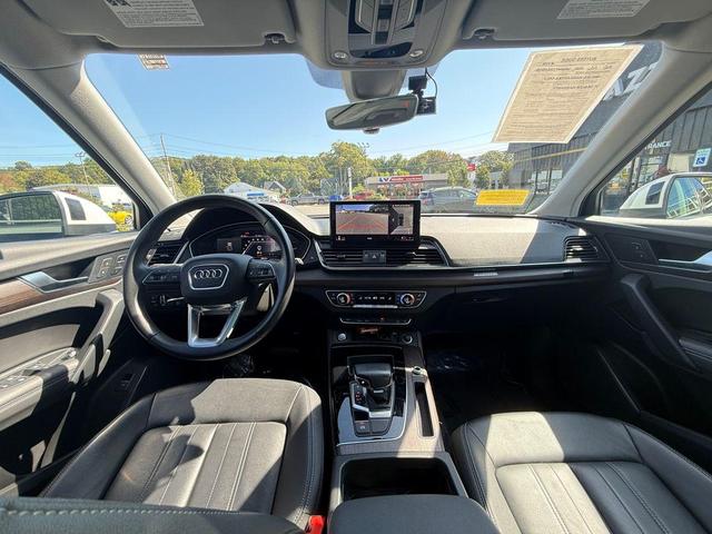 Photo of 2022 Ibis White Audi Q5