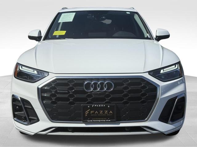 Photo of 2022 Ibis White Audi Q5