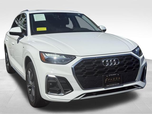 Photo of 2022 Ibis White Audi Q5