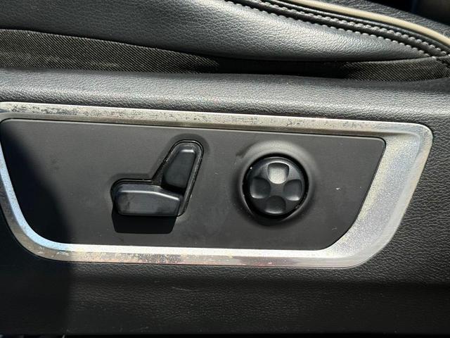 Photo of 2019 Maximum Steel Metallic Clearcoat RAM 1500