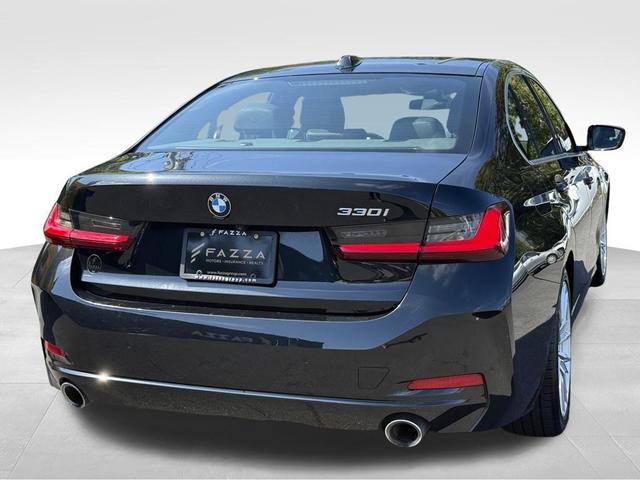 Photo of 2024 Black BMW 330