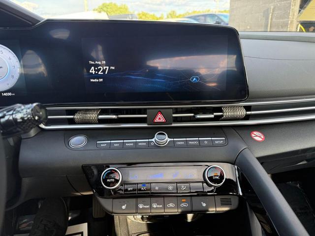 Photo of 2025 Amazon Gray Hyundai ELANTRA
