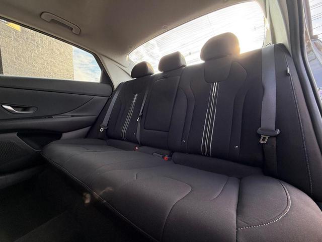 Photo of 2025 Amazon Gray Hyundai ELANTRA