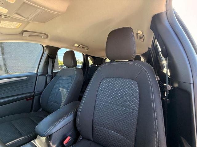 Photo of 2023 Oxford White Ford Escape