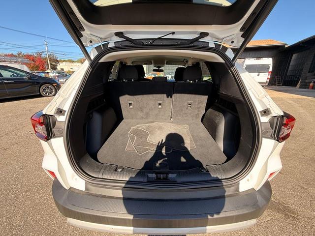 Photo of 2023 Oxford White Ford Escape