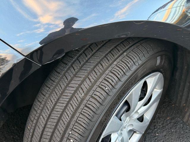 Photo of 2022 Black Sand Pearl Toyota Corolla
