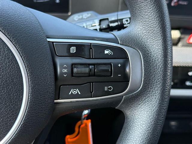 Photo of 2024 Gravity Gray Kia Sportage
