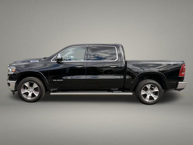 Photo of 2022 Diamond Black Crystal Pearlcoat RAM 1500