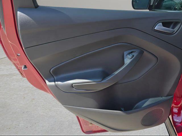 Photo of 2018 Red Ford Escape
