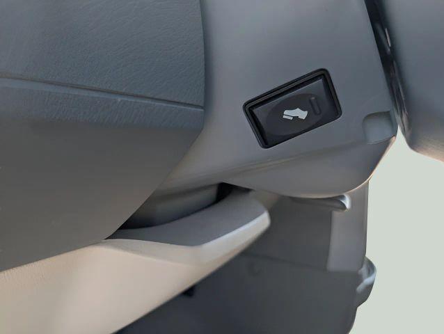 Photo of 2008 Silver Dodge Grand Caravan