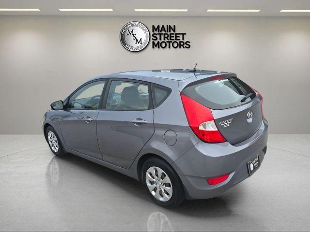 Photo of 2016 Triathlon Gray Hyundai Accent