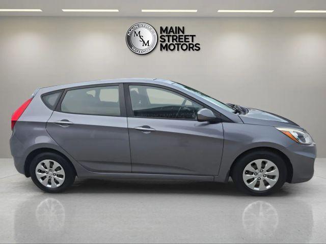 Photo of 2016 Triathlon Gray Hyundai Accent