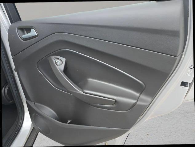 Photo of 2019 Silver Ford Escape