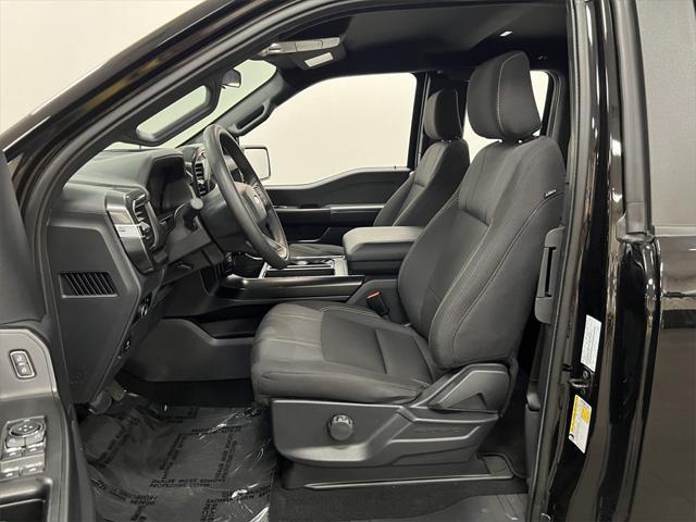 Photo of 2024 Agate Black Metallic Ford F-150
