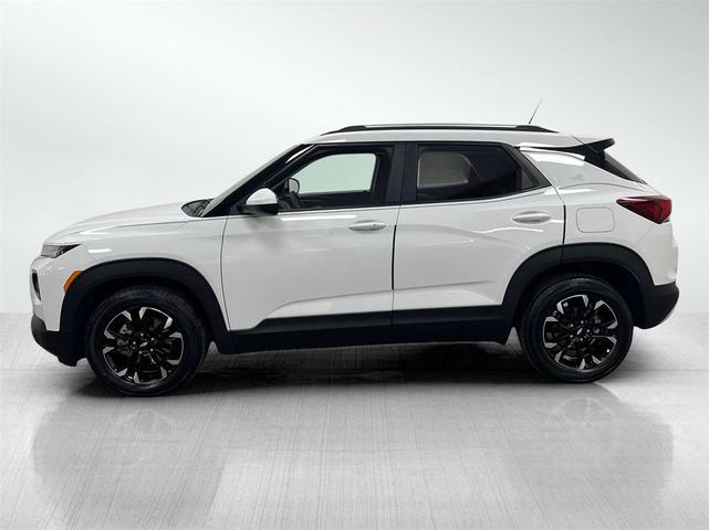 Photo of 2023 Summit White Chevrolet Trailblazer