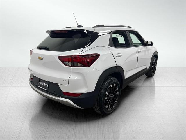 Photo of 2023 Summit White Chevrolet Trailblazer