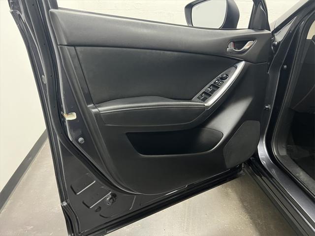 Photo of 2016 Meteor Gray Mica Mazda CX-5