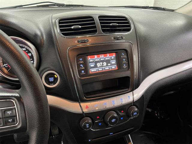 Photo of 2019 Redline 2 Coat Pearl Dodge Journey