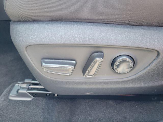 Photo of 2025 Ice Cap Toyota RAV4