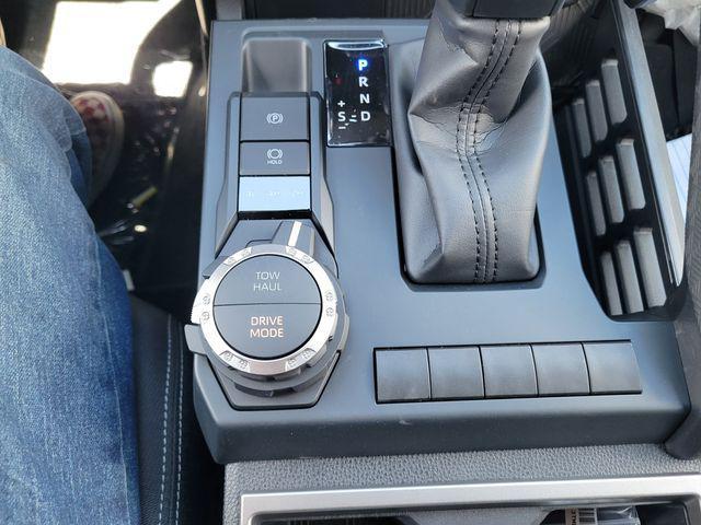 Photo of 2025 Ice Cap Toyota Tacoma