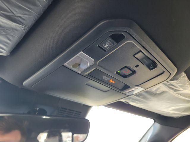 Photo of 2025 Ice Cap Toyota Tacoma