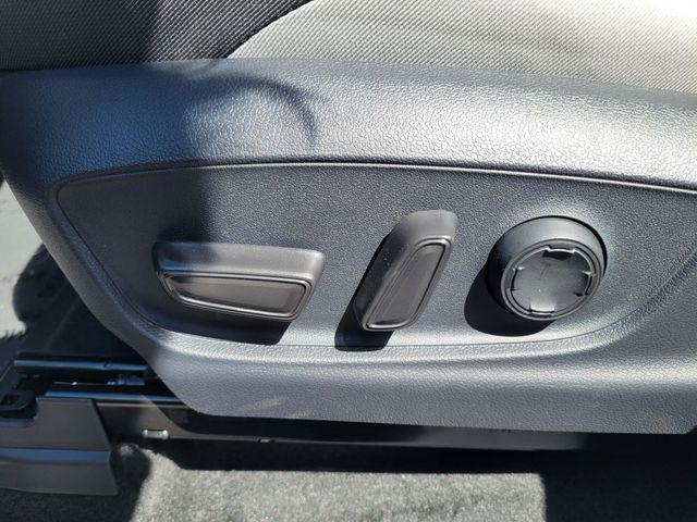 Photo of 2025 Ice Cap Toyota Tacoma