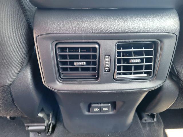 Photo of 2025 Ice Cap Toyota RAV4