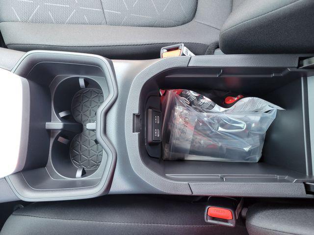 Photo of 2025 Ice Cap Toyota RAV4