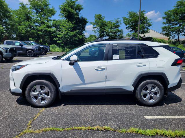 Photo of 2025 Ice Cap Toyota RAV4