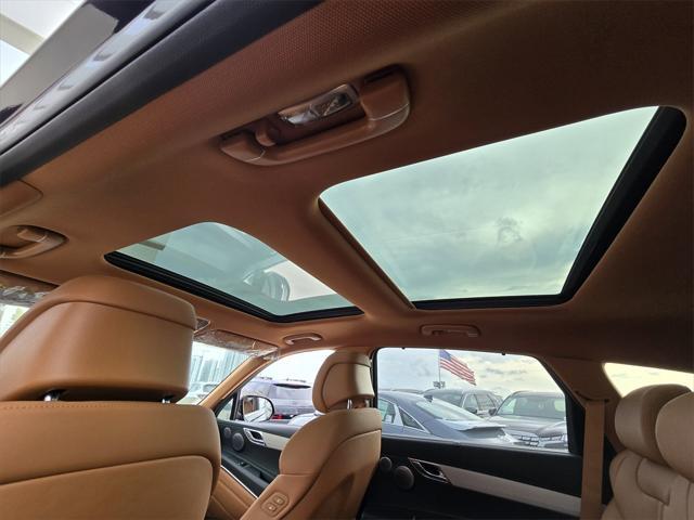 Photo of 2025 Storr Green Matte Genesis GV80