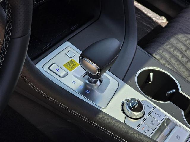 Photo of 2026 Uyuni White Genesis G70
