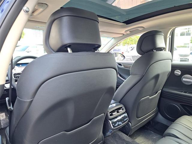Photo of 2025 Capri Blue Genesis G80