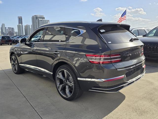 Photo of 2025 Makalu Gray Genesis GV80