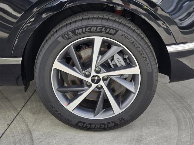 Photo of 2025 Vik Black Genesis GV80