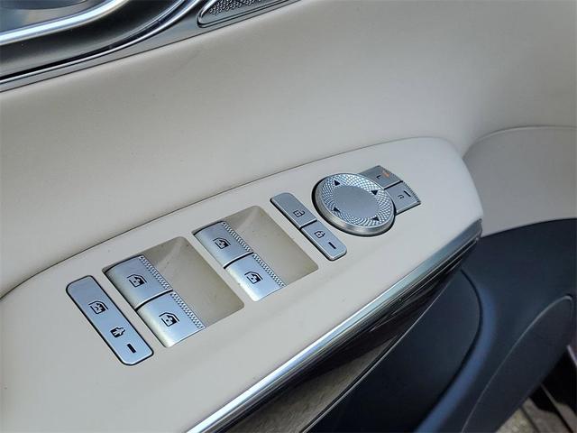 Photo of 2023 Barossa Burgundy Genesis GV70