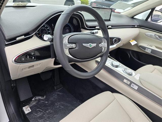 Photo of 2025 Uyuni White Genesis GV70