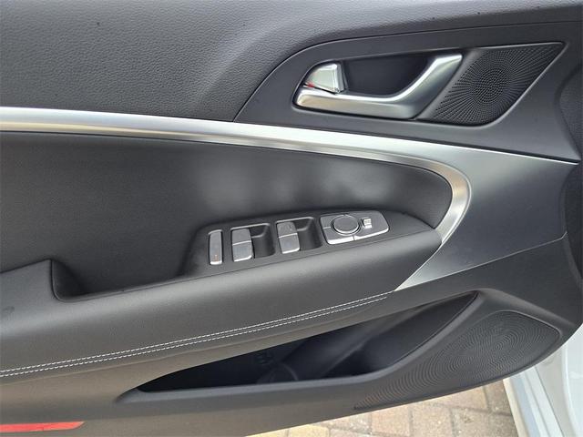 Photo of 2026 Alta White Genesis G70