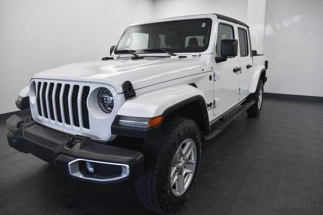 Photo of 2022 Bright White Clearcoat Jeep Gladiator