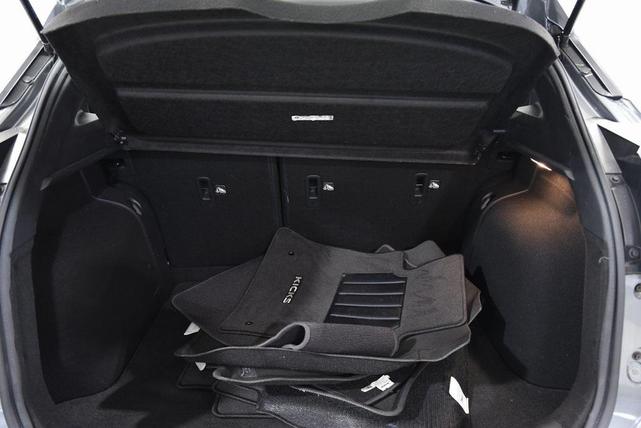 Photo of 2023 Gun Metallic Nissan Kicks