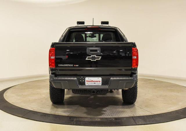 Photo of 2019 Black Chevrolet Colorado