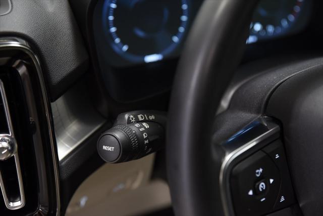 Photo of 2022 Black Volvo XC40