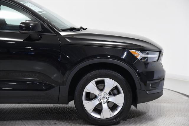 Photo of 2022 Black Volvo XC40
