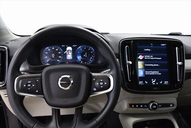 Photo of 2022 Black Volvo XC40