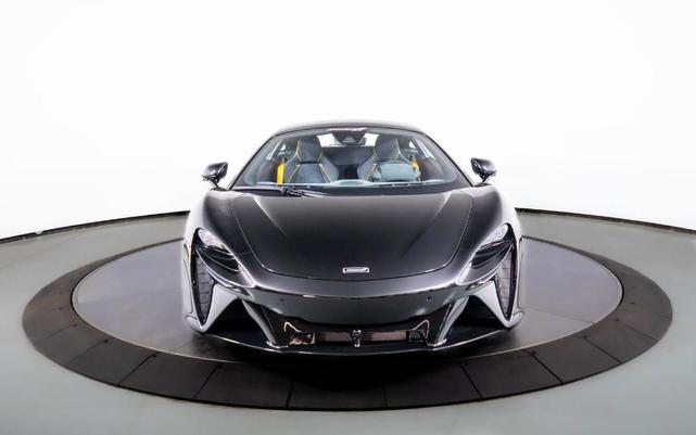 Photo of 2024 Onyx Black McLaren Artura