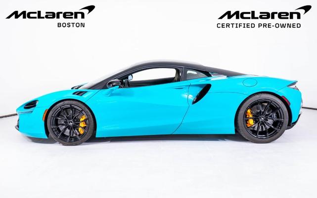 Photo of 2023 Cyan McLaren Artura