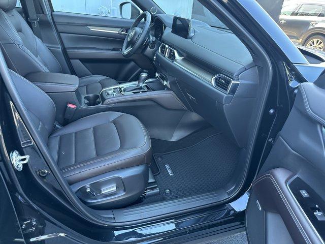 Photo of 2024 Jet Black Mica Mazda CX-5