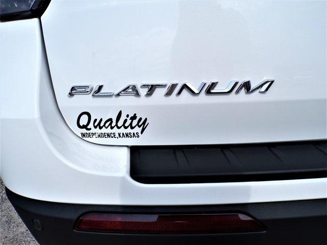 Photo of 2025 Star White Metallic Tri-Coat Ford Explorer